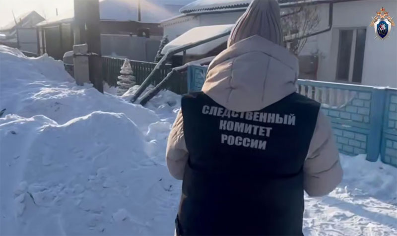 Сугроб убил 10-летнюю девочку в Красноярском крае во время игры во дворе | В Красноярском крае 10-летняя девочка погибла под снежным завалом