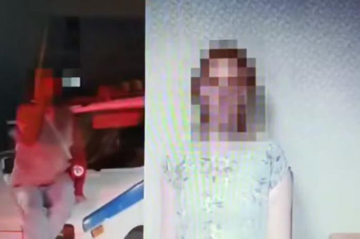 Челябинка забралась на полицейскую машину ради хайпа и заплатит штраф | Жительница Копейска залезла на полицейскую машину ради видео