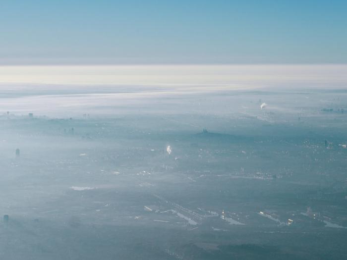 Чем мы дышим? Челябинский воздух почти в 4 раза грязнее, чем рекомендует ВОЗ | В Челябинске зафиксировано резкое превышение нормы вредных частиц