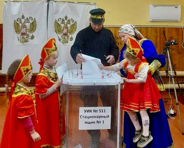 В Челябинской области закрылись избирательные участки, начался подсчёт голосов  | На Южном Урале завершились выборы депутатов, участки закрылись 