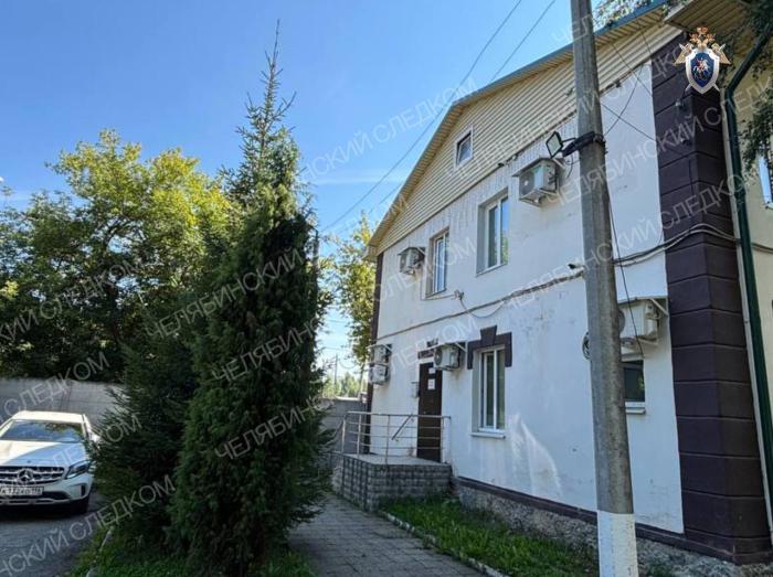 В Екатеринбурге силовики задержали директора управляющей компании «УКИКО» | Глава управляющей компании «УКИКО» задержан силовиками