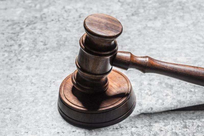 Кровавая расправа на Химмаше: экс-директор магазина предстанет перед судом за убийство и нападение на ребенка | Зарезавший женщину на Химмаше экс-директор магазина предстанет перед судом