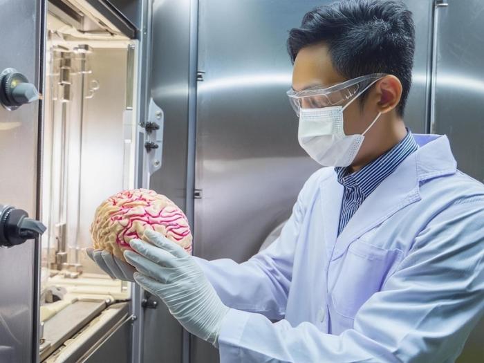 Челябинские врачи спасли жителя Башкирии, который едва не задохнулся 