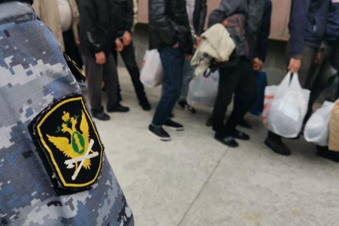 На Южном Урале осудили троих организаторов незаконной миграции