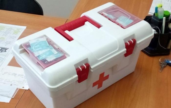 В Чебаркуле у дежуривших на хоккее медиков украли набор медикаментов