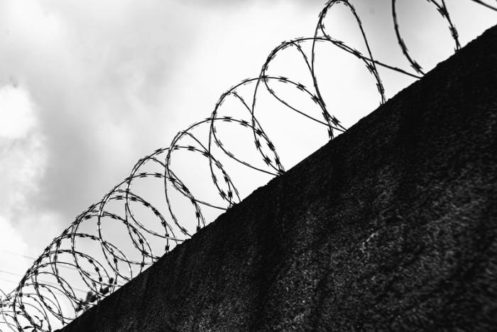 Получение взятки обошлось челябинскому экс-чиновнику в шесть лет неволи