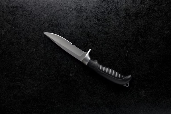 Жителя Челябинска задержали за попытку убить знакомую женщину 