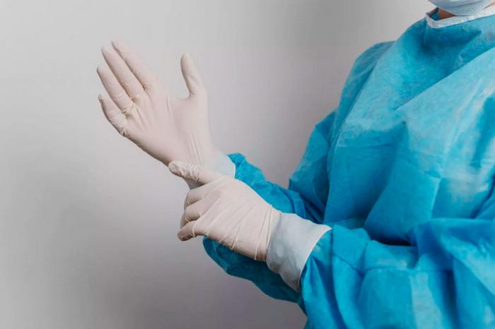 Два врача из больницы Троицка отданы за мошенничество под суд 