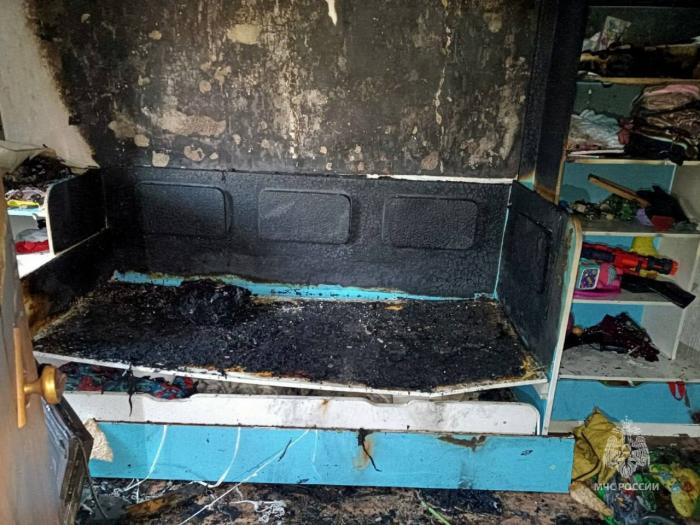 Мама ушла в магазин — челябинка спасла из горящей квартиры двоих детей