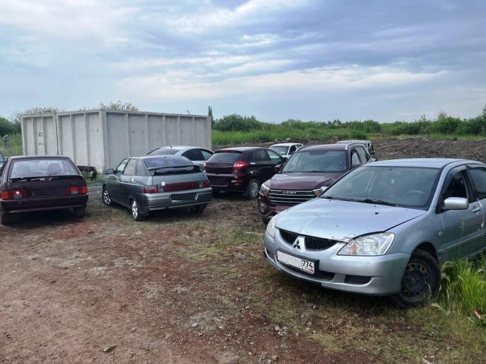 Военнослужащим передали автомобили, изъятые у пьяных челябинцев 