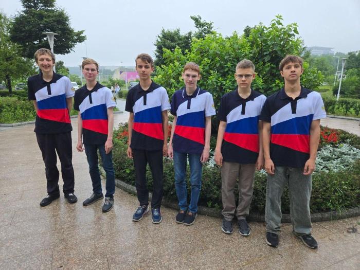 Челябинские школьники стали лауреатами Международной олимпиады по математике 