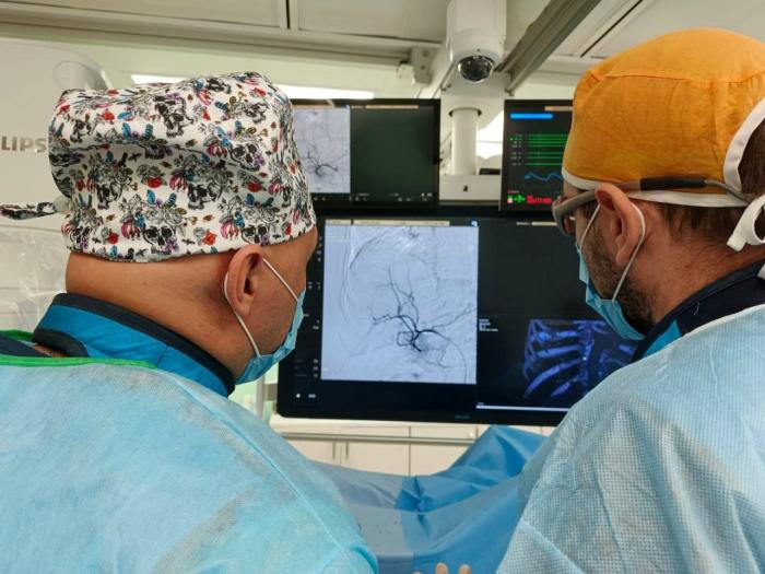 Врачи Челябинского онкоцентра спасли мужчину с большой опухолью в печени 