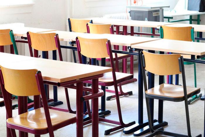 Пол в спортзале проваливается — жители села Кузнецкого обеспокоены состоянием спортзала школы 