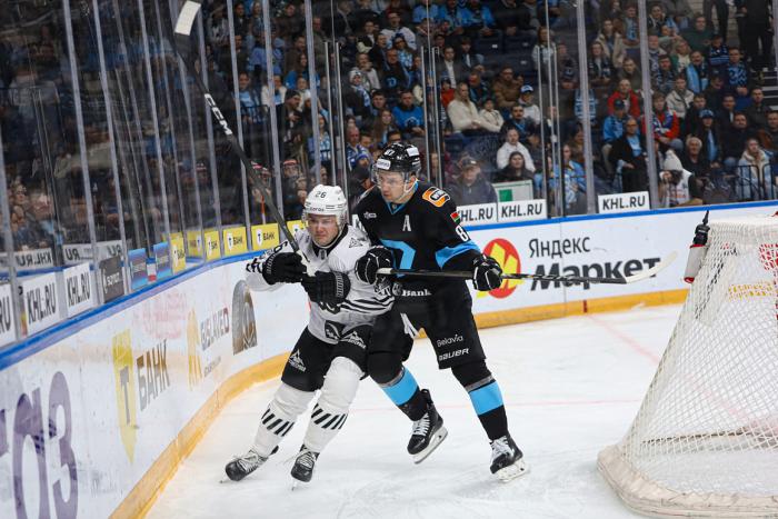 Игра между "Трактор" и минским "Динамо" завершилась разгромом челябинцев 