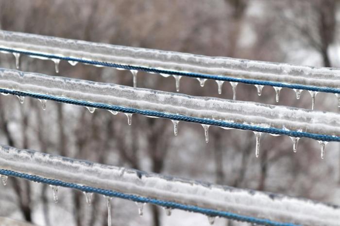 Ночью и утром в Челябинской области будет гололёдно 