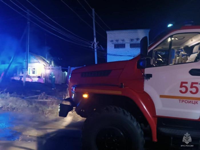 Пожар в Троицке унёс жизнь женщины: МЧС назвало предварительную причину
