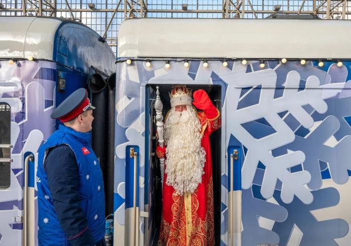 «Билеты раскупили»: не все челябинцы успели попасть на поезд Деда Мороза
